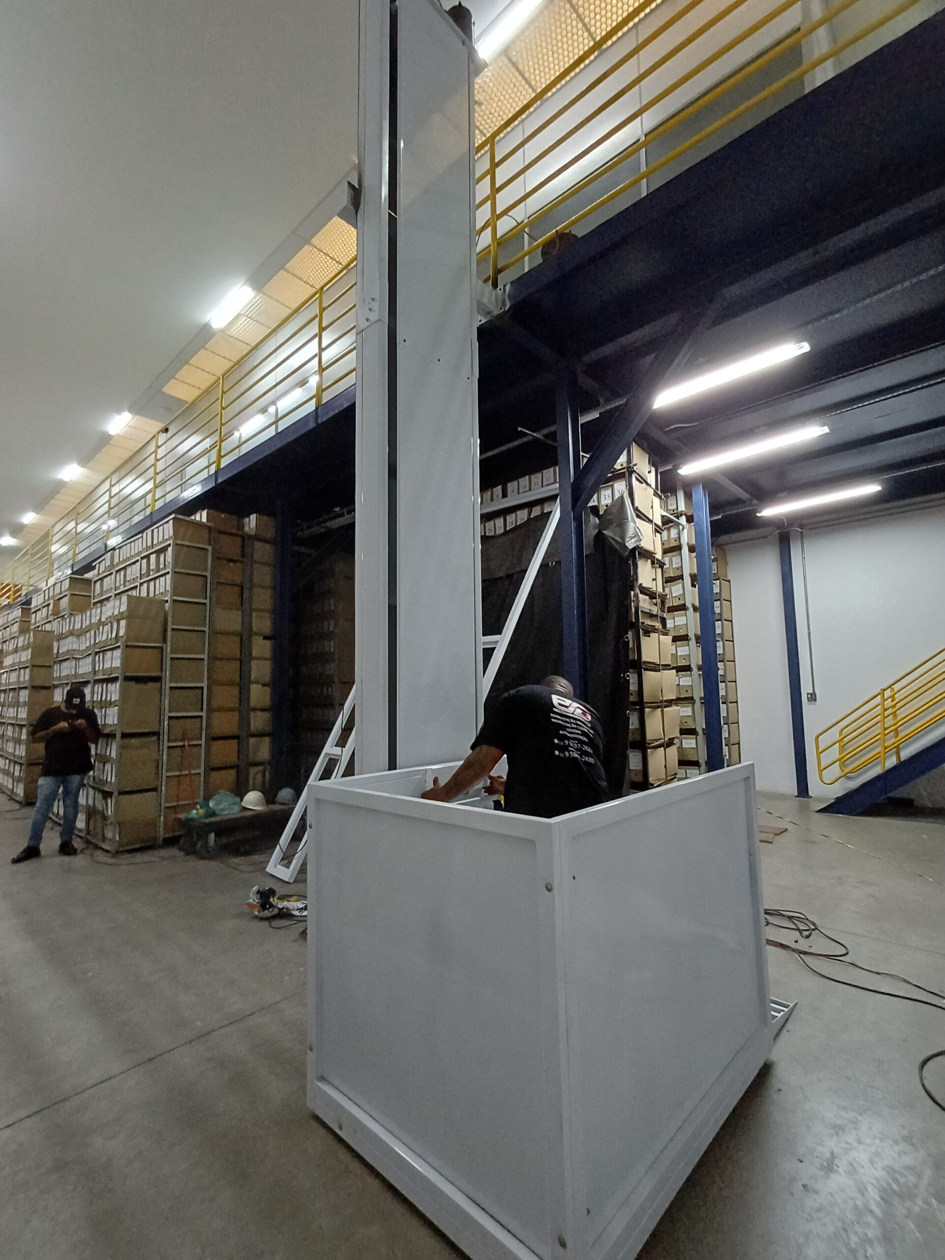 Plataforma elevatória residencial - exemplo 2